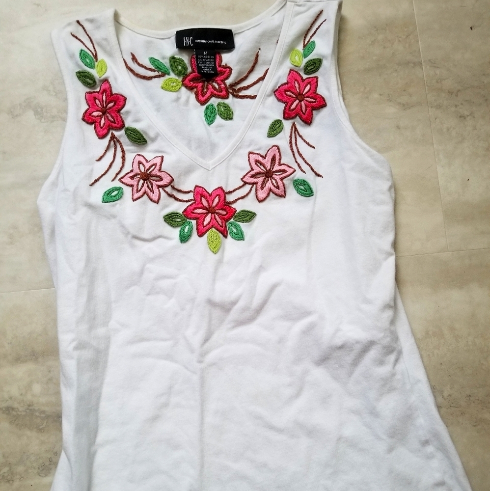 INC top size medium